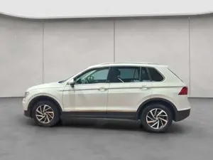 Volkswagen Tiguan 2.0 TSI 4Motion DSG Sound AHK Bild 2
