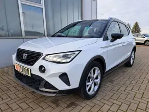 SEAT Arona FR DSG FACELIFT LED NAVI PDC TEMPO ALU SHZ
