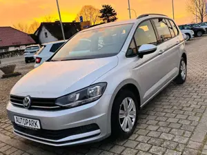 Volkswagen Touran 2.0 TDI DSG *1.HAND*NAVI*SHZ*PDC* Bild 3