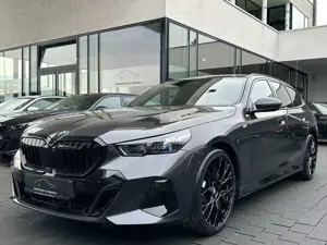 BMW 520 d M Sport Touring | Standheizung | AHK | 21"