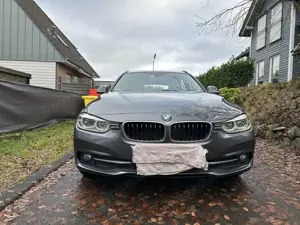 BMW 320 320d Touring xDrive Sport Line Bild 3