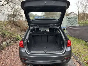 BMW 320 320d Touring xDrive Sport Line Bild 5