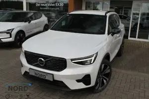Volvo XC40 B3 Gear.Plus Dark 2WD/Standheiz/20