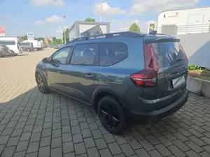 Dacia Jogger Extreme TCe 110 7-Sitzer Bild 3