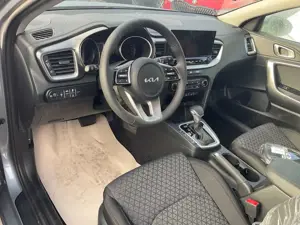 Kia Ceed SW / cee'd SW Sportswagon 1.5 T-GDi DCT, Navi, Kamera, Winter...