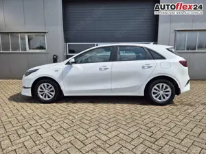 Kia Ceed / cee'd Vision 1.5 T-GDi 140PS Automatik Klimaautomatik...