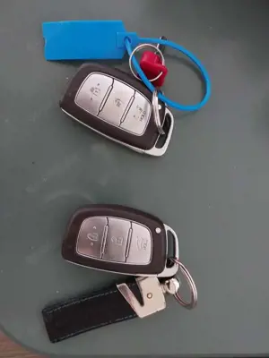 Hyundai TUCSON 2.0 CRDi 4WD Premium Bild 4