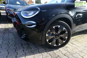 Fiat 600 La Prima Hybrid eHK ACC SHZ Keyl Massage BT 107... Bild 4