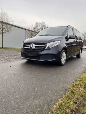 Mercedes-Benz V 220 (BlueTEC) d lang