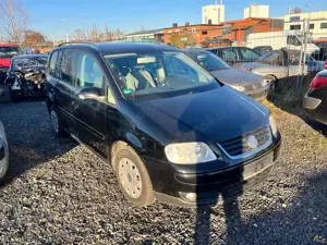 Volkswagen Touran Touran Diesel 2.0 TDI DSG Highline ATM 180000 Bild 2