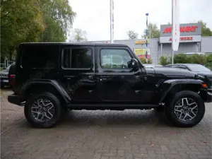 Jeep Wrangler Unlimited Sahara MY25 Hardtop Bild 4