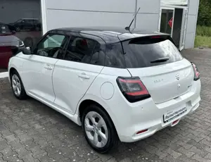 Suzuki Swift 1.2 Comfort Hybrid NAVI KAMERA PARKPILOT SITZHEIZ. Bild 4