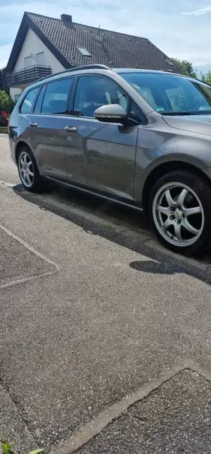 Volkswagen Golf Variant 1.6 TDI BlueMotion Technology Trendline Bild 4