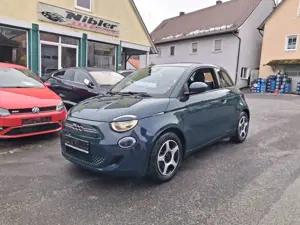Fiat 500e ELEKTRO Action FARBDISPLAY+DAB+UConnect