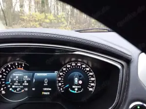 Ford Mondeo Mondeo  kombi2.0 TDCi Bi-Turbo .  Aust.Vignale