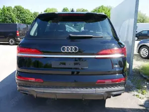 Audi Q7 S line 45 TDI*4X4*AHK*LED*7-SITZE*20 ZOLL*PANO*... Bild 2
