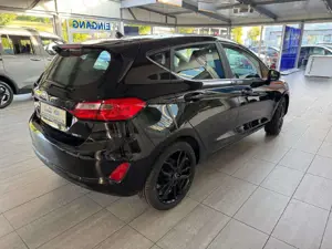 Ford Fiesta Fiesta 1.0 EcoBoost Hybrid Titanium (EURO 6d) Bild 3