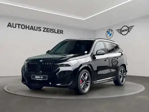 BMW X1 xDrive23i M Sport Pro 19"LM AHK Glasdach Head-Up