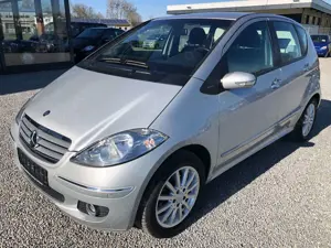 Mercedes-Benz A 200 ELEGANCE*AHK*PTS*Sitz-Komfort-Paket*