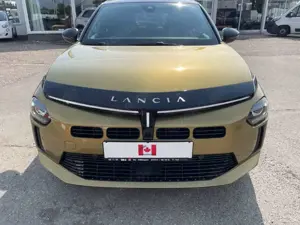 Lancia Ypsilon 1,2   LX Automatik Mildhybrid Bild 2