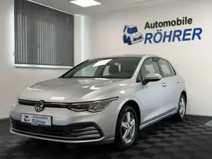 Volkswagen Golf VIII Lim. 2.0 TDI Life ACC Virtual LED Navi