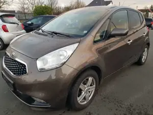 Kia Venga Spirit Anhängerkupplung Sandbeige Met. Bild 2