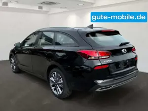 Hyundai i30 Trend 1.0 Benzin Automatik Navi-Paket Bild 5