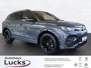 Volkswagen Tiguan R-Line  1.5l eTSI DSG Black Style Matrix