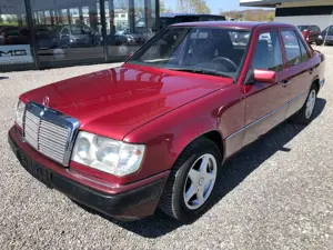 Mercedes-Benz 220 E Automatik*SHD*LPG*