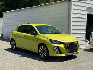 Peugeot 208 Allure 1.2 Hybrid 110 e-DCS6 Android Auto*SHZ*ACC* Bild 2