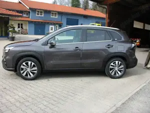 Suzuki SX4 S-Cross SX4 S-Cross Allrad Hybrid Vollausstattung Sofort !