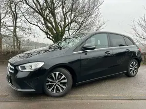 Mercedes-Benz B 180 B 180 d Aut./Navi/R-Kamera/T-Leder/AHK/1.Hand