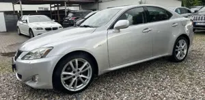 Lexus IS 220d DPNR Luxury Line Bild 2
