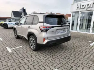 Subaru Forester 2.0ie AWD Aut. Platinum/ACC/Pano/Leder Bild 3