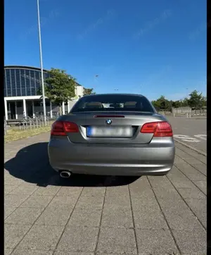 BMW 318 318i Cabrio E93 Facelift Bild 4