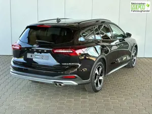 Ford Focus Turnier Active X 1.0 7AT /  Winterpaket PDC VH... Bild 3