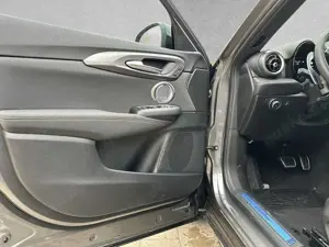 Alfa Romeo Tonale Veloce 1.5 *Schiebedach* Bild 5