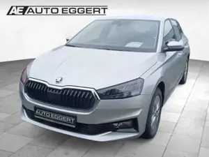 Skoda Fabia 1,0 MPI 130 Jahre Edition LED Sperrdiff. Apple Car