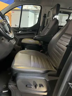 Ford Tourneo Custom Tourneo Custom 320 L1H1 VA Aut.Titanium X Bild 3