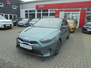 Kia Ceed / cee'd 1.0 T-GDI Nightline Edition DCT7 Bild 2