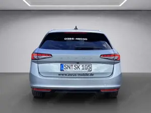 Skoda Superb Combi 2.0TDI DSG Selection AHK Bild 4
