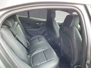 Jaguar I-Pace R-Dynamic SE EV400 WINTER HeadUp Luft Bild 5