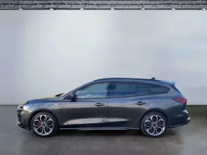 Ford Focus Turnier ST-Line X 1.0 EcoBoost ACC PDC KAM Bild 3