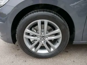 Volkswagen Touran 2.0 TDI DSG COMFORTLINE*ACC*PDC*LED*KAMERA*NAVI*SH Bild 4