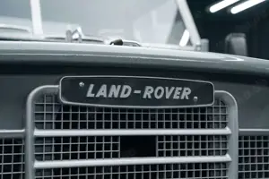Land Rover Series 109 LWB/MILITÄRAUSFÜHRUNG/RESTAURIERT Bild 5