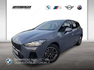 BMW 220 i Active Tourer M Sportpaket-Adaptives M Fahrwerk-