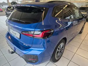 BMW 218 i Active Tourer  M Sport, AHK,SHZ,Pano Bild 5