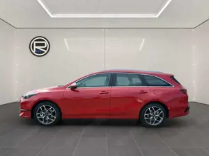 Kia Ceed SW / cee'd SW 1.5 T-GDI DCT Spirit Bild 3