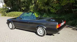 BMW 325 325i Cabrio Bild 4
