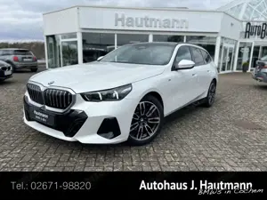 BMW 520 d Touring M SPORT +AHK+STH+PANO+COMFORT+